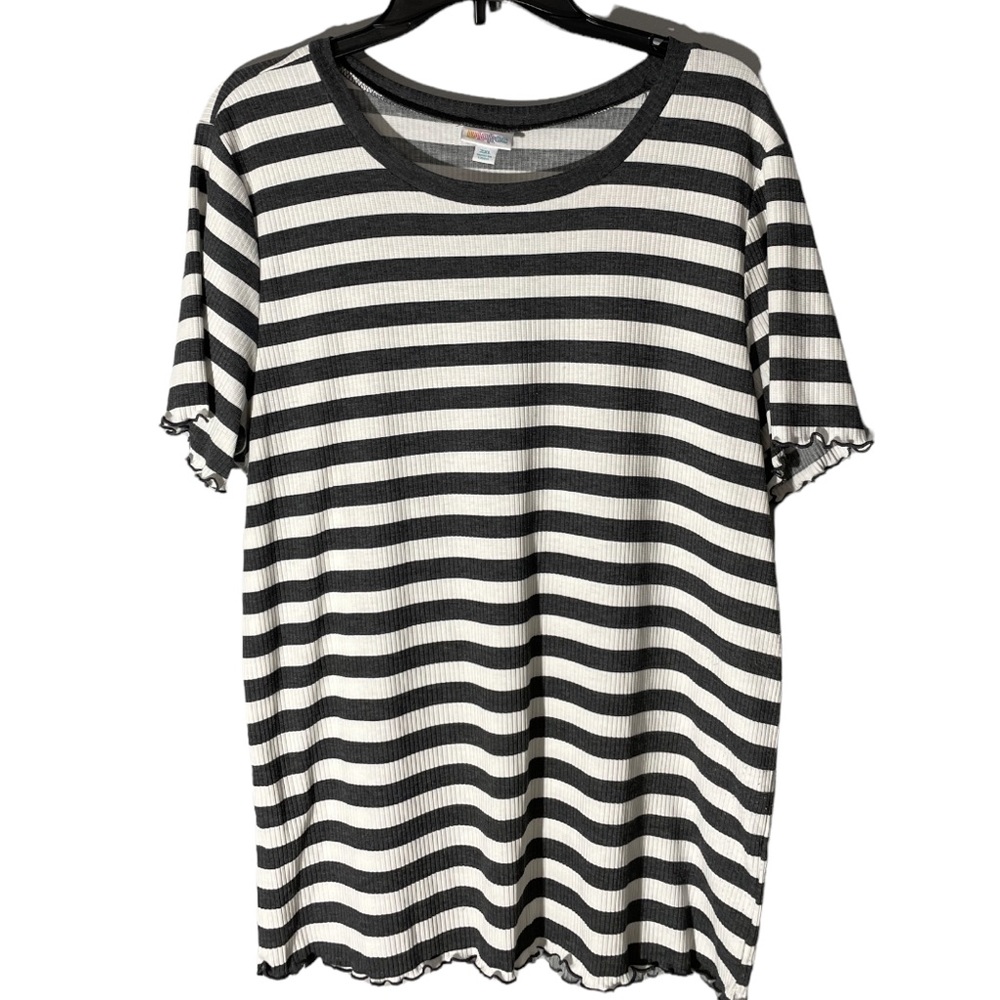 LulaRoe stipe top size 2XL